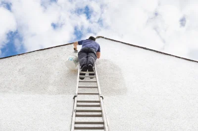 Peinture extérieure à Leyvaux — façades et ravalement